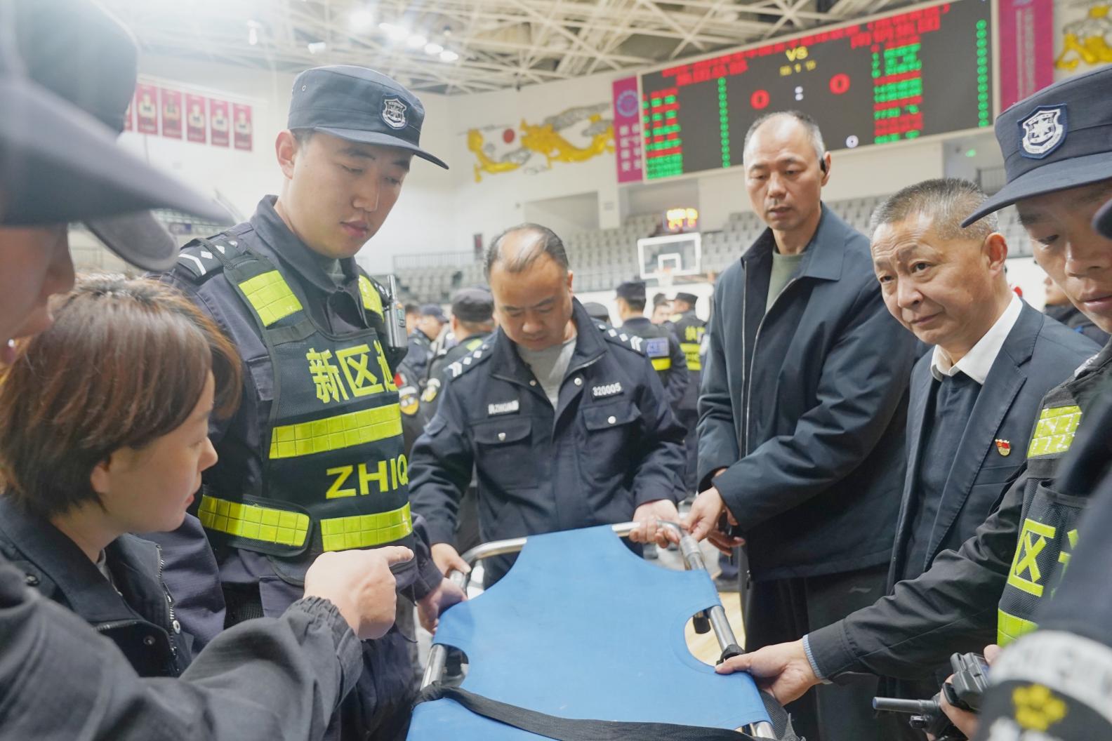 E:/25.12.10后 上傳網(wǎng)站留存/“保安衛(wèi)士”護(hù)航，熱血燃賽場！——南京市保安服務(wù)有限公司大廠分公司保障WCBA女籃聯(lián)賽激情開燃/照片/微信圖片_20251210133623_254_1.jpg微信圖片_20251210133623_254_1